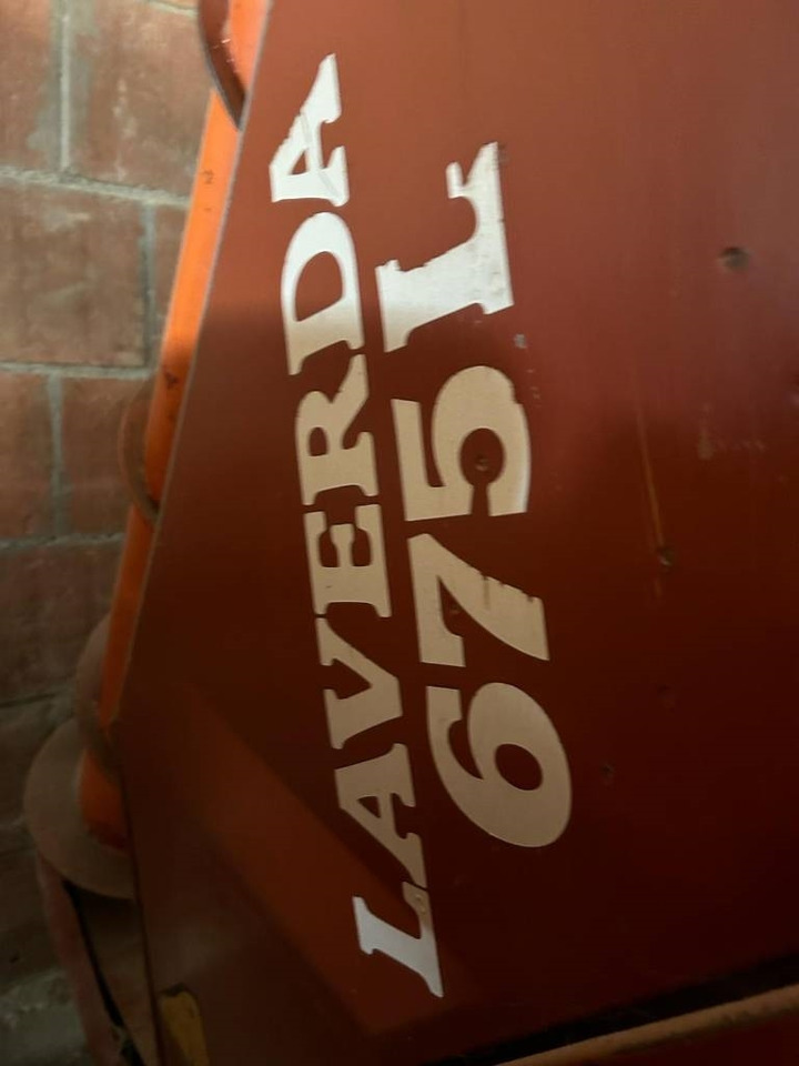 Laverda 25.50 - Derliaus nuėmimo kombainas: foto 4 Laverda 25.50 - Derliaus nuėmimo kombainas: foto 4