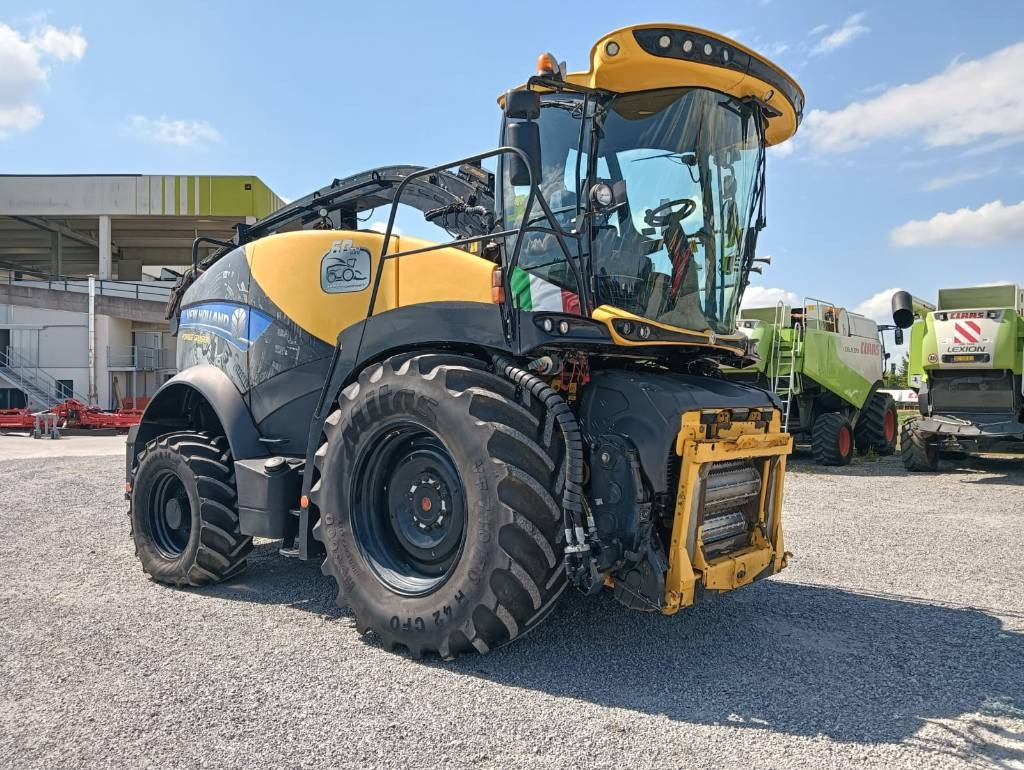 New Holland FR 650 - Pašarų kombainas: foto 1 New Holland FR 650 - Pašarų kombainas: foto 1