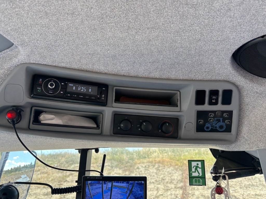 New Holland T6.165 - Traktorius: foto 5 New Holland T6.165 - Traktorius: foto 5