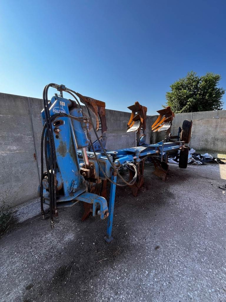 Polesini TRIVOMERE TRV6 - Plūgas: foto 1 Polesini TRIVOMERE TRV6 - Plūgas: foto 1