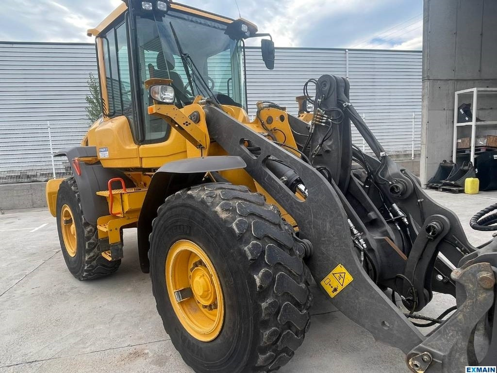 Volvo L 70 H - Ratinis krautuvas: foto 1 Volvo L 70 H - Ratinis krautuvas: foto 1