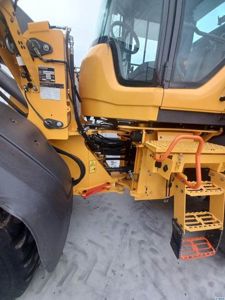 Ratinis krautuvas Volvo L 70 H: foto 6