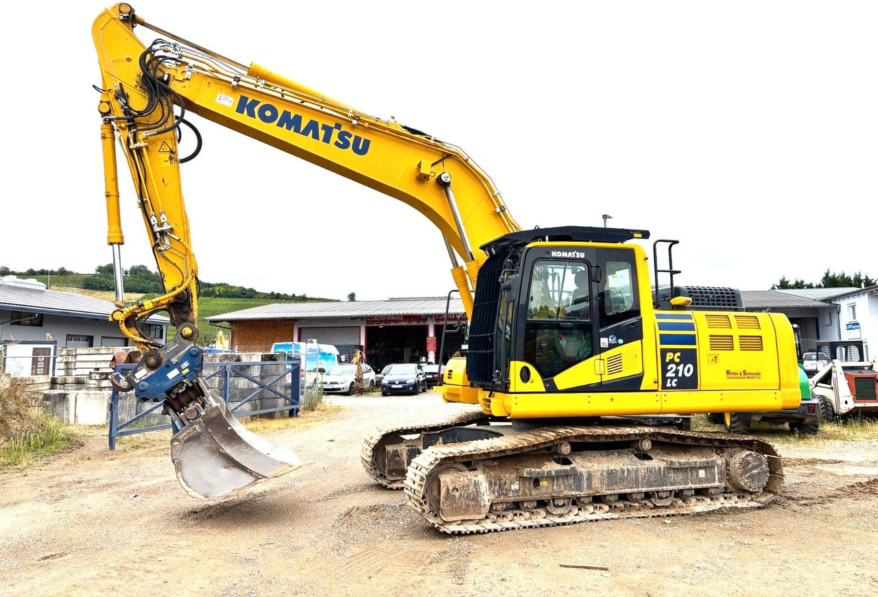 Komatsu PC210LC-11E0 - Vikšrinis ekskavatorius: foto 1 Komatsu PC210LC-11E0 - Vikšrinis ekskavatorius: foto 1