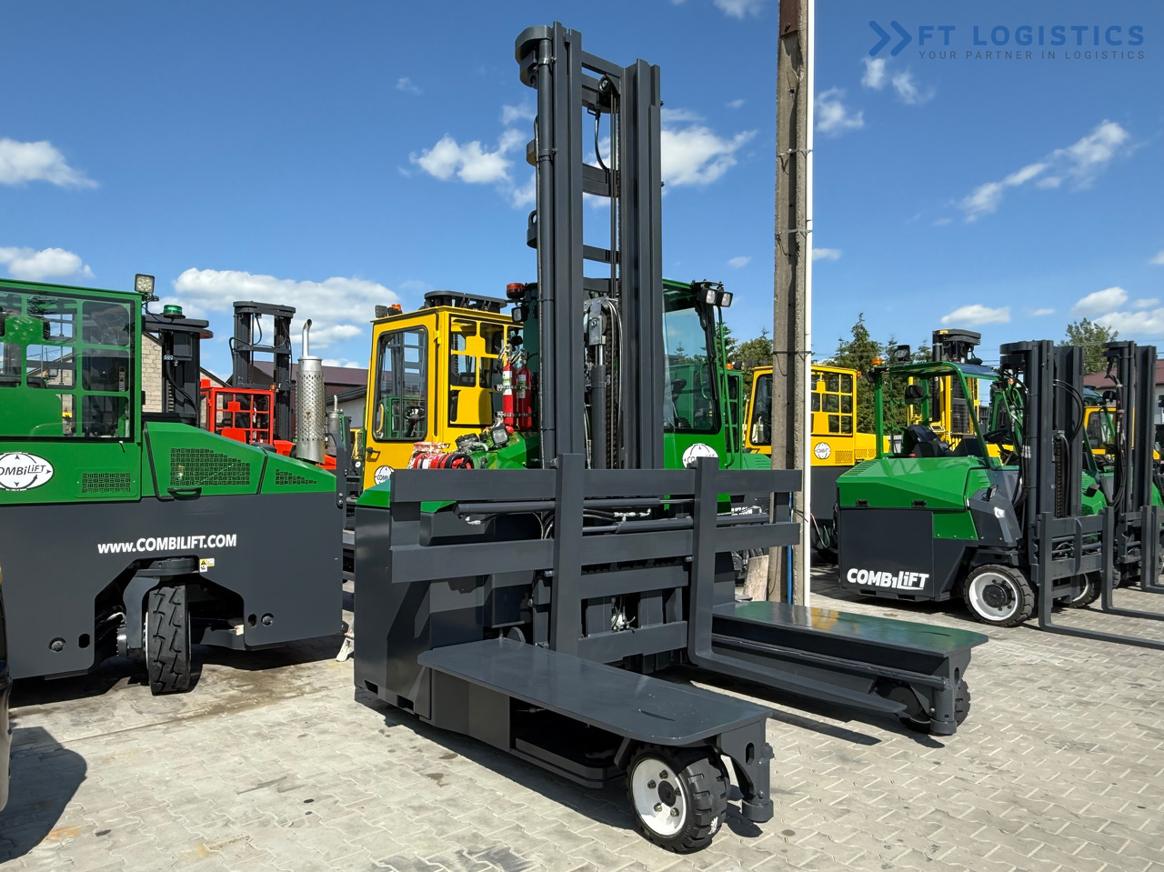 COMBILIFT C5000E / ELECTRIC / TRIPLEX 8300MM / FULL FREE LIFT / WIDE POSITIONER / FORK SIDESHIFT / BATTERY LIKE NEW - Šakinis krautuvas su privažiavimu iš keturių pusių: foto 4 COMBILIFT C5000E / ELECTRIC / TRIPLEX 8300MM / FULL FREE LIFT / WIDE POSITIONER / FORK SIDESHIFT / BATTERY LIKE NEW - Šakinis krautuvas su privažiavimu iš keturių pusių: foto 4