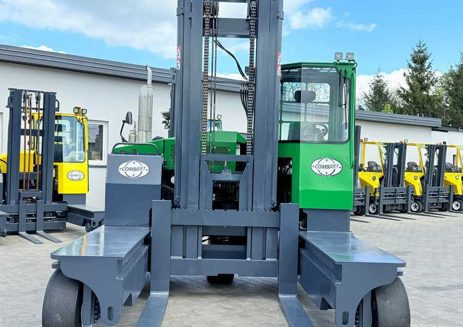 Combilift C10000 / DIESEL / DUPLEX - 4200MM / LIKE NEW - Šakinis krautuvas su privažiavimu iš keturių pusių: foto 4 Combilift C10000 / DIESEL / DUPLEX - 4200MM / LIKE NEW - Šakinis krautuvas su privažiavimu iš keturių pusių: foto 4