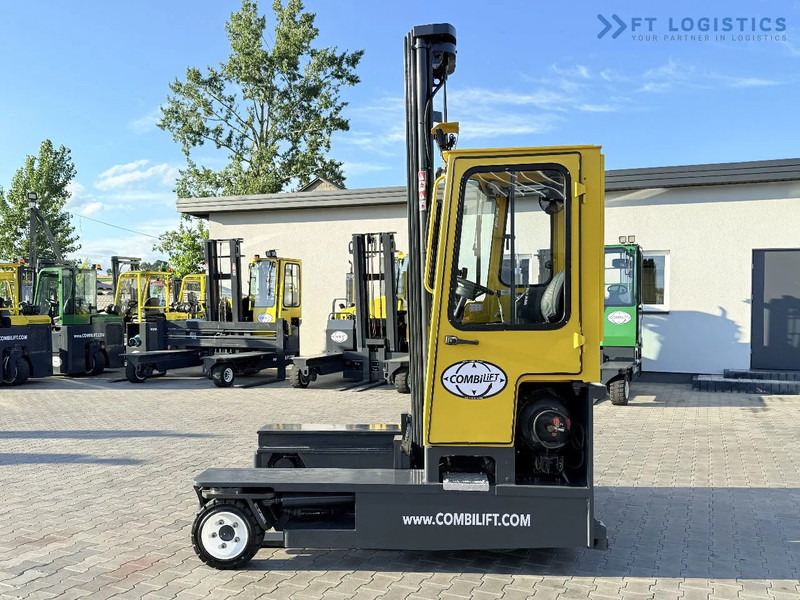 Combilift C3000 / GAS / TRIPLEX – 7500MM / SIDESHIFT / FORK POSITIONER / FREE LIFT / FULL HEATED CABIN / ONLY 7868 HOURS / CONDITION – LIK - Šakinis krautuvas su privažiavimu iš keturių pusių: foto 2 Combilift C3000 / GAS / TRIPLEX – 7500MM / SIDESHIFT / FORK POSITIONER / FREE LIFT / FULL HEATED CABIN / ONLY 7868 HOURS / CONDITION – LIK - Šakinis krautuvas su privažiavimu iš keturių pusių: foto 2