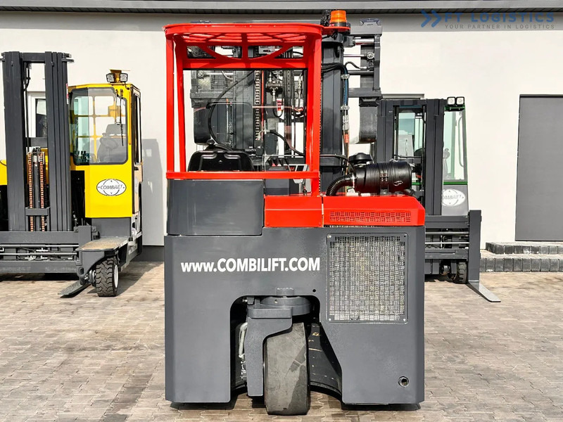 Combilift C3000CB / LPG / TRIPLEX / 5500MM / FREE LIFT / FORK SHIFT / POSITIONER C3000CB / LPG / TRIPLEX / 5500MM / FREE LIFT / FORK SHIFT - Šakinis krautuvas su privažiavimu iš keturių pusių: foto 4 Combilift C3000CB / LPG / TRIPLEX / 5500MM / FREE LIFT / FORK SHIFT / POSITIONER C3000CB / LPG / TRIPLEX / 5500MM / FREE LIFT / FORK SHIFT - Šakinis krautuvas su privažiavimu iš keturių pusių: foto 4