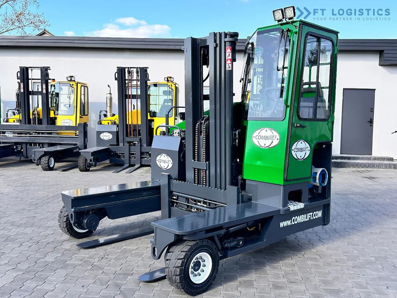 Combilift C4000 / TRIPLEX / 4900MM / LPG / FREE LIFT / FORK SHIFT / LIKE NEW C4000 / TRIPLEX / 4900MM / LPG / FREE LIFT / FORK SHIFT / LIK - Šakinis krautuvas su privažiavimu iš keturių pusių: foto 3 Combilift C4000 / TRIPLEX / 4900MM / LPG / FREE LIFT / FORK SHIFT / LIKE NEW C4000 / TRIPLEX / 4900MM / LPG / FREE LIFT / FORK SHIFT / LIK - Šakinis krautuvas su privažiavimu iš keturių pusių: foto 3
