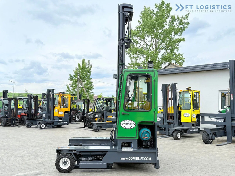 Combilift C4000 / TRIPLEX / 9300MM / FREE LIFT / POSITIONER / GAS / CABIN C4000 / TRIPLEX / 9300MM / FREE LIFT / POSITIONER / GAS / CABIN - Šakinis krautuvas su privažiavimu iš keturių pusių: foto 3 Combilift C4000 / TRIPLEX / 9300MM / FREE LIFT / POSITIONER / GAS / CABIN C4000 / TRIPLEX / 9300MM / FREE LIFT / POSITIONER / GAS / CABIN - Šakinis krautuvas su privažiavimu iš keturių pusių: foto 3