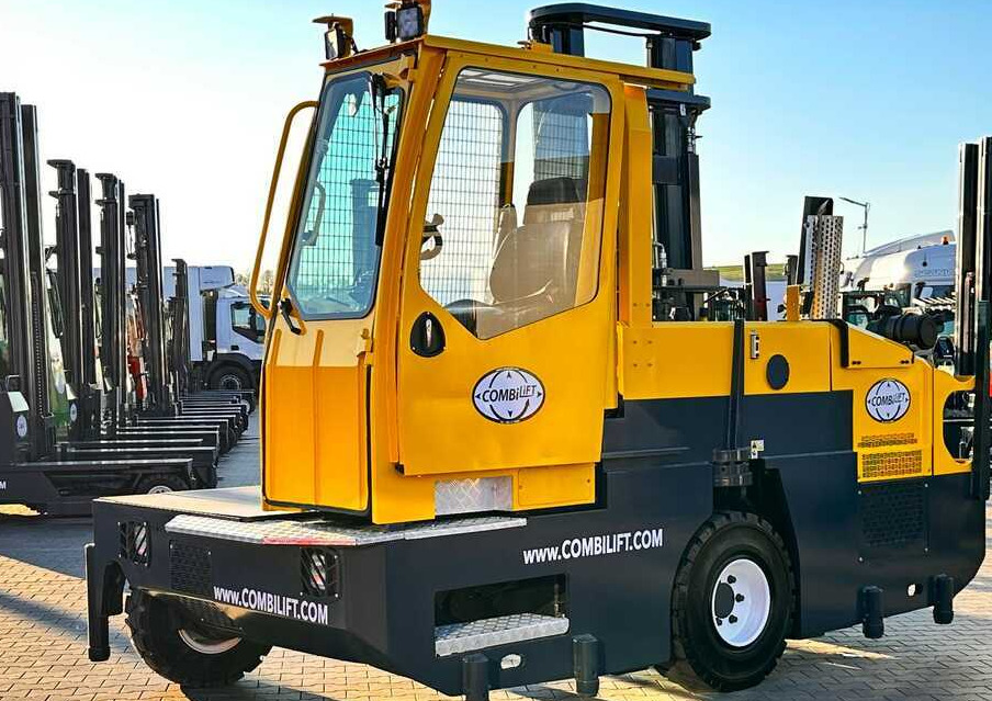 Combilift C5000SL-2019 year-Free lift - Like new - Šakinis krautuvas su privažiavimu iš keturių pusių: foto 2 Combilift C5000SL-2019 year-Free lift - Like new - Šakinis krautuvas su privažiavimu iš keturių pusių: foto 2