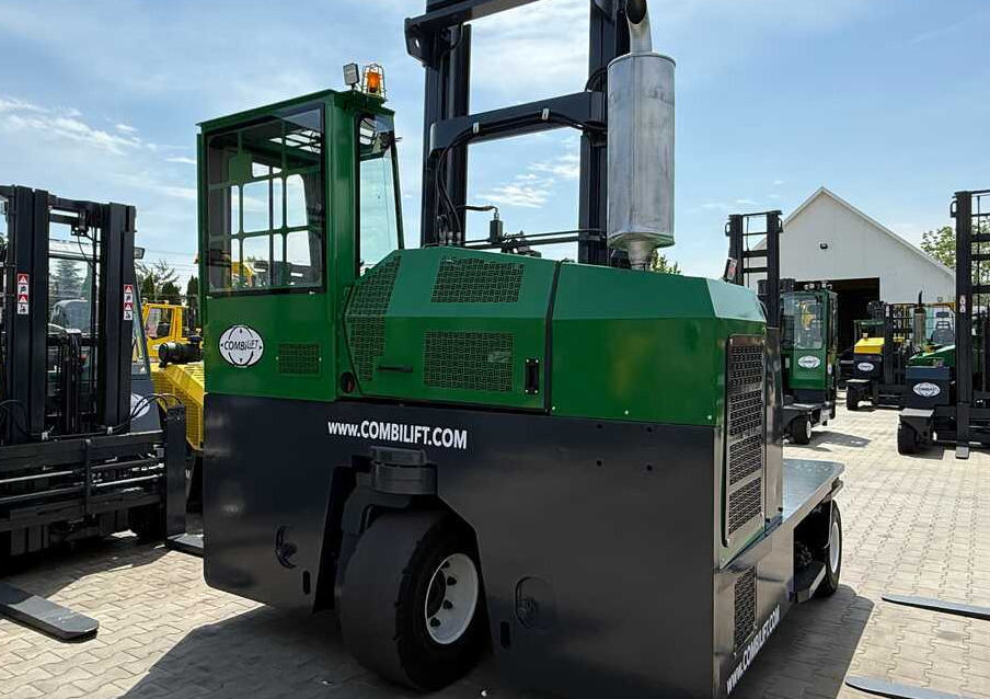 Combilift C8000 / GAS / DUPLEX / 2019 / FORK POSITIONER / NEW TIRES / LIKE-NEW - Šakinis krautuvas su privažiavimu iš keturių pusių: foto 3 Combilift C8000 / GAS / DUPLEX / 2019 / FORK POSITIONER / NEW TIRES / LIKE-NEW - Šakinis krautuvas su privažiavimu iš keturių pusių: foto 3