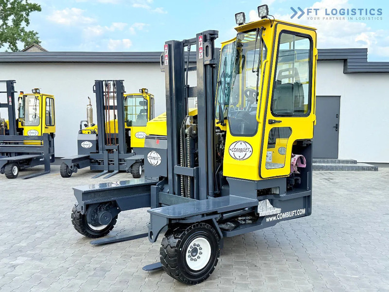 Combilift COMBILIFT C3000XL LARGE CABIN – DUPLEX 3200mm – Year 2015 – LPG – FREE LIFT – SIDESHIFT – CONDITION 5/5 COMBILIFT C3000XL LARGE - Šakinis krautuvas su privažiavimu iš keturių pusių: foto 1 Combilift COMBILIFT C3000XL LARGE CABIN – DUPLEX 3200mm – Year 2015 – LPG – FREE LIFT – SIDESHIFT – CONDITION 5/5 COMBILIFT C3000XL LARGE - Šakinis krautuvas su privažiavimu iš keturių pusių: foto 1