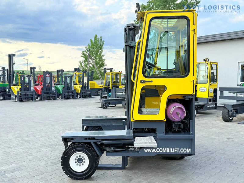 Combilift COMBILIFT C3000XL LARGE CABIN – DUPLEX 3200mm – Year 2015 – LPG – FREE LIFT – SIDESHIFT – CONDITION 5/5 COMBILIFT C3000XL LARGE - Šakinis krautuvas su privažiavimu iš keturių pusių: foto 2 Combilift COMBILIFT C3000XL LARGE CABIN – DUPLEX 3200mm – Year 2015 – LPG – FREE LIFT – SIDESHIFT – CONDITION 5/5 COMBILIFT C3000XL LARGE - Šakinis krautuvas su privažiavimu iš keturių pusių: foto 2