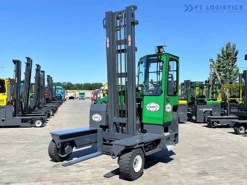 Combilift COMBILIFT C5000XL – DUPLEX 5500mm – Year 2019 – 1929 hours – DIESEL – FORK POSITIONER – SIDESHIFT – 1200MM FORKS – CONDITION 5/5 - Šakinis krautuvas su privažiavimu iš keturių pusių: foto 2 Combilift COMBILIFT C5000XL – DUPLEX 5500mm – Year 2019 – 1929 hours – DIESEL – FORK POSITIONER – SIDESHIFT – 1200MM FORKS – CONDITION 5/5 - Šakinis krautuvas su privažiavimu iš keturių pusių: foto 2
