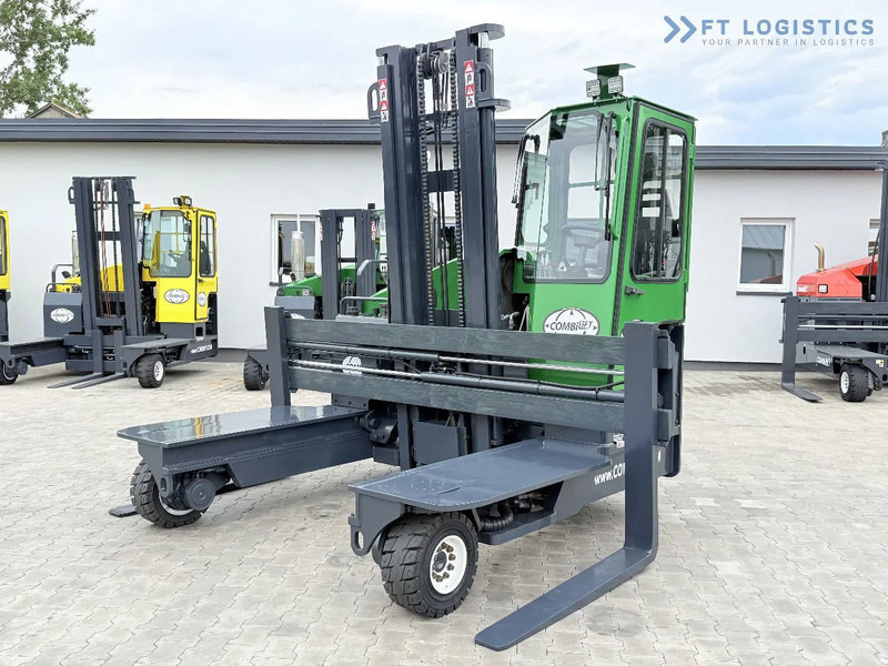 Combilift Combilift C4500 / DIESEL / DUPLEX 4000MM / WIDE FORK POSITIONER / HEATING / FULL CABIN / PERFECT CONDITION / Wide range of four- - Šakinis krautuvas su privažiavimu iš keturių pusių: foto 1 Combilift Combilift C4500 / DIESEL / DUPLEX 4000MM / WIDE FORK POSITIONER / HEATING / FULL CABIN / PERFECT CONDITION / Wide range of four- - Šakinis krautuvas su privažiavimu iš keturių pusių: foto 1