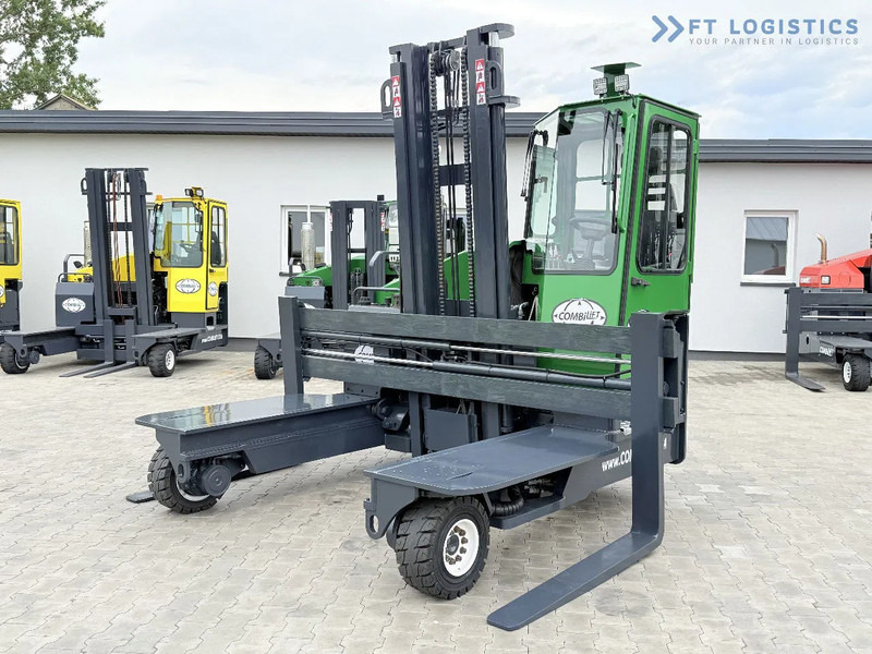 Combilift Combilift C4500 / DIESEL / DUPLEX 4000MM / WIDE FORK POSITIONER / HEATING / FULL CABIN / PERFECT CONDITION / Wide range of four- - Šakinis krautuvas su privažiavimu iš keturių pusių: foto 3 Combilift Combilift C4500 / DIESEL / DUPLEX 4000MM / WIDE FORK POSITIONER / HEATING / FULL CABIN / PERFECT CONDITION / Wide range of four- - Šakinis krautuvas su privažiavimu iš keturių pusių: foto 3