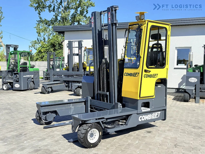 Combilift Combilift FOUR-WAY MULTIDIRECTIONAL FORKLIFT C4000 / DIESEL / DUPLEX 4100MM / ONLY 2888 HOURS / FORK POSITIONER / FULL CABIN – H - Šakinis krautuvas su privažiavimu iš keturių pusių: foto 2 Combilift Combilift FOUR-WAY MULTIDIRECTIONAL FORKLIFT C4000 / DIESEL / DUPLEX 4100MM / ONLY 2888 HOURS / FORK POSITIONER / FULL CABIN – H - Šakinis krautuvas su privažiavimu iš keturių pusių: foto 2