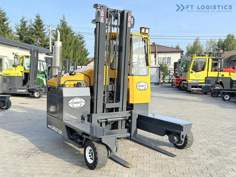 Combilift Combilift FOUR-WAY MULTIDIRECTIONAL FORKLIFT C4000 / GAS / DUPLEX 4500MM / ONLY 6604 HOURS / SIDE SHIFT / FULL CABIN / PERFECT C - Šakinis krautuvas su privažiavimu iš keturių pusių: foto 5 Combilift Combilift FOUR-WAY MULTIDIRECTIONAL FORKLIFT C4000 / GAS / DUPLEX 4500MM / ONLY 6604 HOURS / SIDE SHIFT / FULL CABIN / PERFECT C - Šakinis krautuvas su privažiavimu iš keturių pusių: foto 5