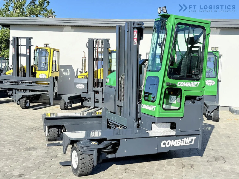 Combilift Combilift FOUR-WAY MULTIDIRECTIONAL FORKLIFT C4500 / DIESEL / TRIPLEX 4900MM / ONLY 4854 HOURS / FORK POSITIONER / FULL CABIN – - Šakinis krautuvas su privažiavimu iš keturių pusių: foto 3 Combilift Combilift FOUR-WAY MULTIDIRECTIONAL FORKLIFT C4500 / DIESEL / TRIPLEX 4900MM / ONLY 4854 HOURS / FORK POSITIONER / FULL CABIN – - Šakinis krautuvas su privažiavimu iš keturių pusių: foto 3
