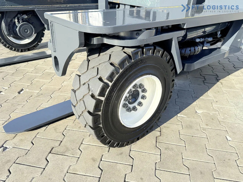 Combilift Combilift FOUR-WAY MULTIDIRECTIONAL FORKLIFT C5000XL / GAS / DUPLEX 6000MM / ONLY 3479 HOURS / SIDE SHIFT / FULL CABIN / PERFECT - Šakinis krautuvas su privažiavimu iš keturių pusių: foto 3 Combilift Combilift FOUR-WAY MULTIDIRECTIONAL FORKLIFT C5000XL / GAS / DUPLEX 6000MM / ONLY 3479 HOURS / SIDE SHIFT / FULL CABIN / PERFECT - Šakinis krautuvas su privažiavimu iš keturių pusių: foto 3