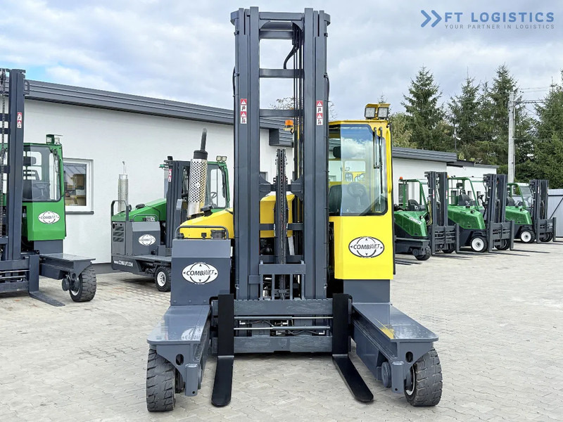 Combilift FOUR-WAY / MULTI-DIRECTIONAL FORKLIFT / C5000 / DIESEL / TRIPLEX 7600MM / FULL FREE LIFT / FORK POSITIONER / HEATING / FULL HEAT - Šakinis krautuvas su privažiavimu iš keturių pusių: foto 3 Combilift FOUR-WAY / MULTI-DIRECTIONAL FORKLIFT / C5000 / DIESEL / TRIPLEX 7600MM / FULL FREE LIFT / FORK POSITIONER / HEATING / FULL HEAT - Šakinis krautuvas su privažiavimu iš keturių pusių: foto 3