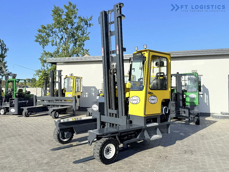 Combilift FOUR-WAY MULTIDIRECTIONAL FORKLIFT C5000 / GAS / TRIPLEX 6000MM / ONLY 4263 HOURS / FORK POSITIONER / EXCELLENT CONDITION / Wide - Šakinis krautuvas su privažiavimu iš keturių pusių: foto 2 Combilift FOUR-WAY MULTIDIRECTIONAL FORKLIFT C5000 / GAS / TRIPLEX 6000MM / ONLY 4263 HOURS / FORK POSITIONER / EXCELLENT CONDITION / Wide - Šakinis krautuvas su privažiavimu iš keturių pusių: foto 2