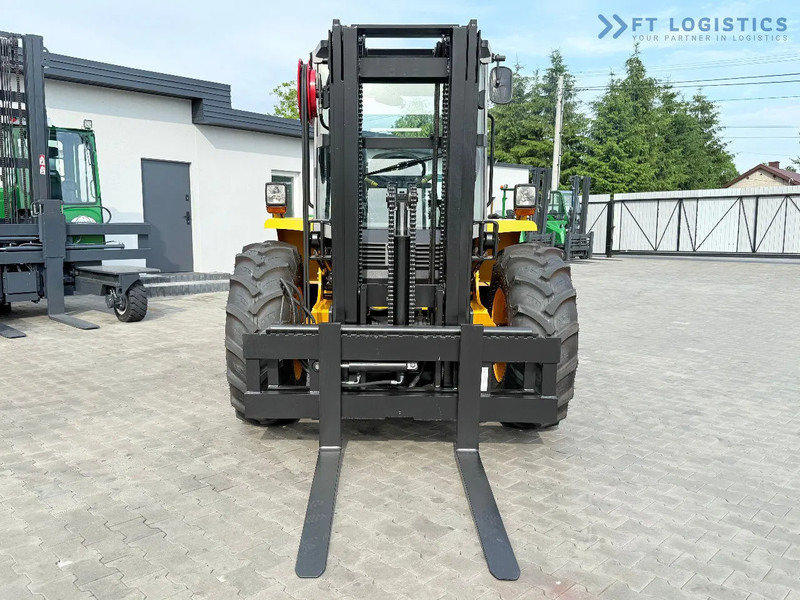 JCB 940 / DIESEL / TRIPLEX 4500MM / FORK POSITIONER / SIDE SHIFT / 4T / NEW TYRES / LIKE NEW 940 / DIESEL / TRIPLEX 4500MM / FORK PO - Krautuvas-visureigis: foto 4 JCB 940 / DIESEL / TRIPLEX 4500MM / FORK POSITIONER / SIDE SHIFT / 4T / NEW TYRES / LIKE NEW 940 / DIESEL / TRIPLEX 4500MM / FORK PO - Krautuvas-visureigis: foto 4