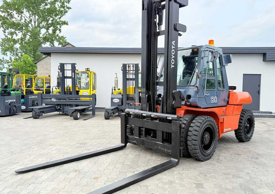 Toyota 60-5FD80 / DIESEL / DUPLEX - 4500MM / NEW TYRES / HEATED CABIN / 8 TON / UDT / EXCELLENT CONDITION - Dyzelinis krautuvas: foto 2 Toyota 60-5FD80 / DIESEL / DUPLEX - 4500MM / NEW TYRES / HEATED CABIN / 8 TON / UDT / EXCELLENT CONDITION - Dyzelinis krautuvas: foto 2