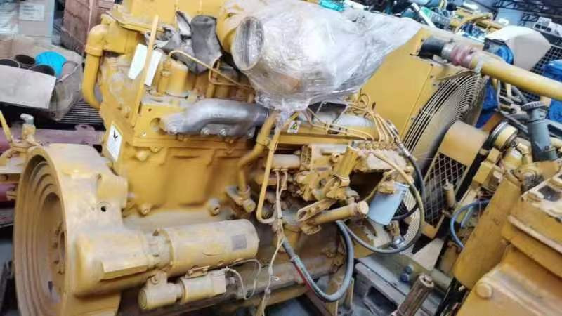 CATERPILLAR 3406 - Variklis - Ekskavatorius: foto 3 CATERPILLAR 3406 - Variklis - Ekskavatorius: foto 3
