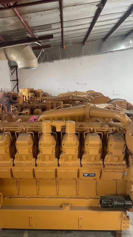 CATERPILLAR 3512 - Variklis - Kranas: foto 2 CATERPILLAR 3512 - Variklis - Kranas: foto 2