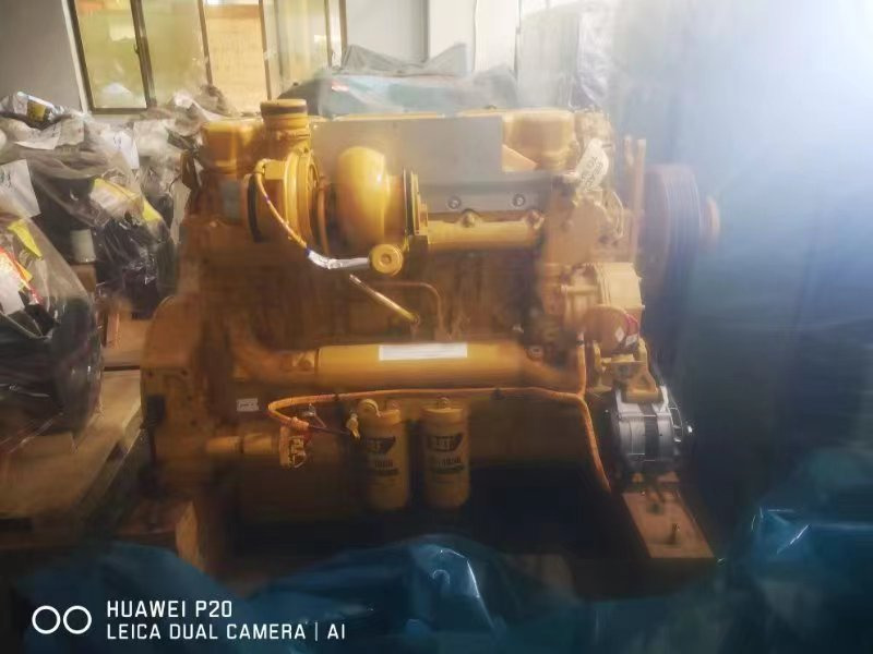 CATERPILLAR C18 - Variklis - Ekskavatorius: foto 1 CATERPILLAR C18 - Variklis - Ekskavatorius: foto 1