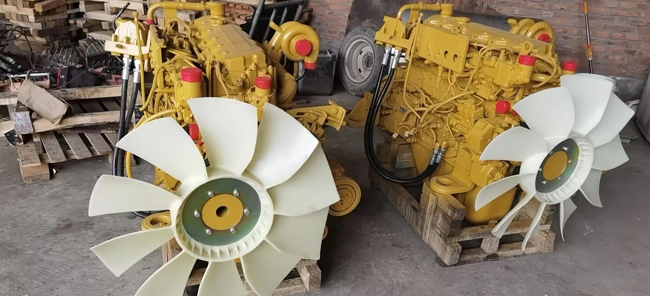 CATERPILLAR C6.4 - Variklis - Ekskavatorius: foto 1 CATERPILLAR C6.4 - Variklis - Ekskavatorius: foto 1