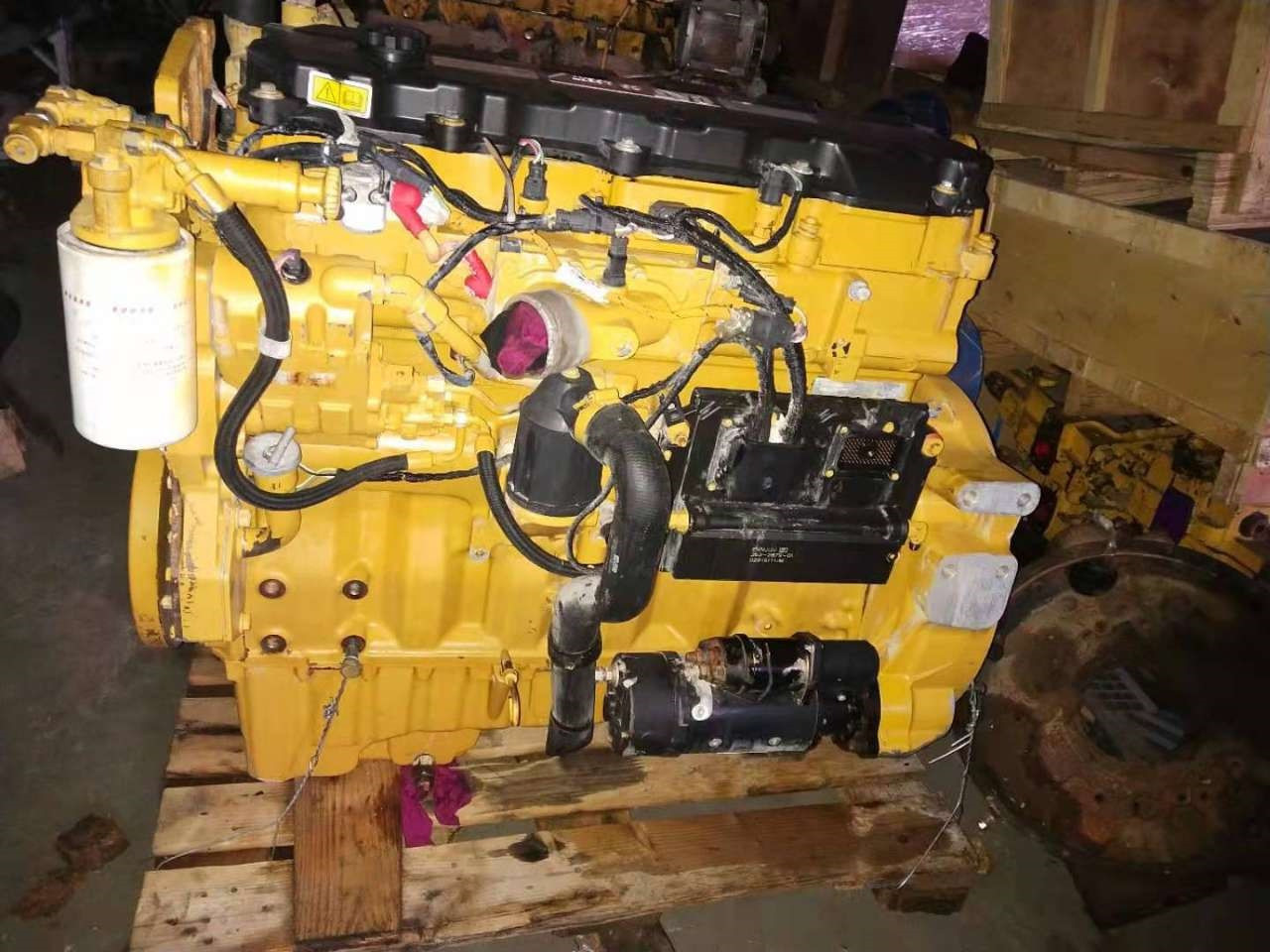 CATERPILLAR C9 - Variklis - Ekskavatorius: foto 1 CATERPILLAR C9 - Variklis - Ekskavatorius: foto 1