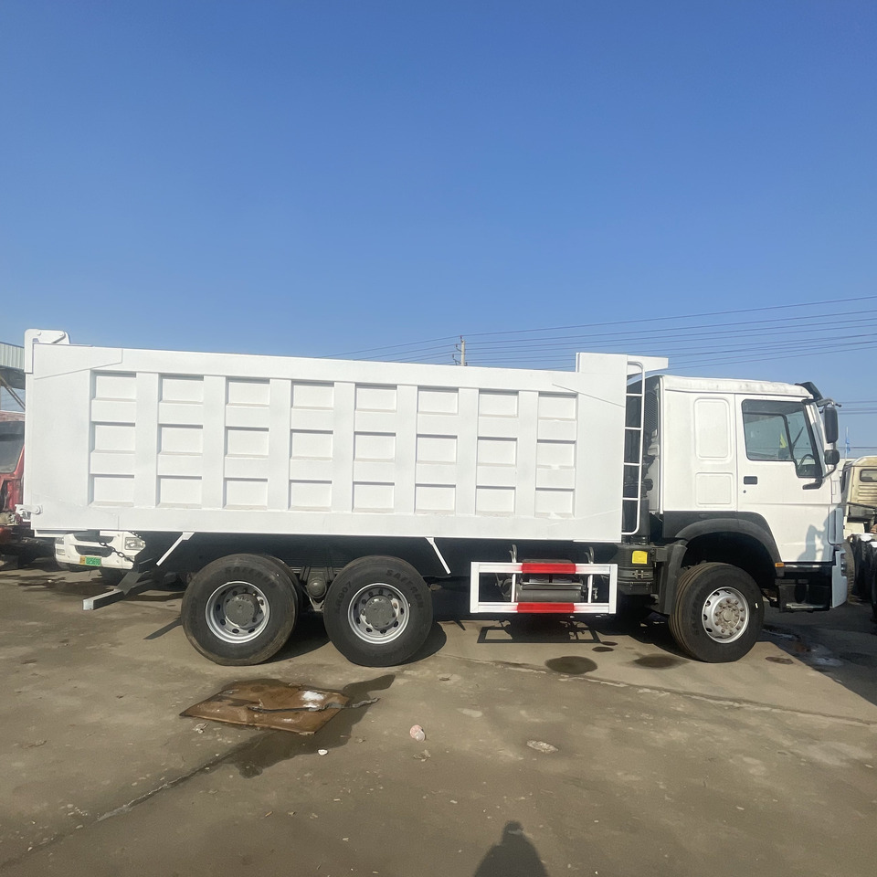 HOWO 6*4 DUMP TRUCK - Savivartis sunkvežimis: foto 3 HOWO 6*4 DUMP TRUCK - Savivartis sunkvežimis: foto 3