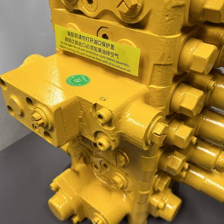 KOMATSU 723-57-11700 - Hidraulinis vožtuvas - Ekskavatorius: foto 4 KOMATSU 723-57-11700 - Hidraulinis vožtuvas - Ekskavatorius: foto 4