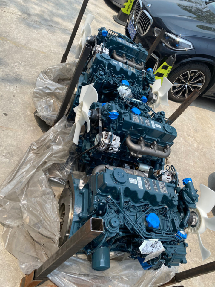 KUBOTA v3600 - Variklis - Ekskavatorius: foto 2 KUBOTA v3600 - Variklis - Ekskavatorius: foto 2