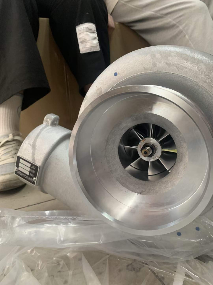 MITSUBISHI 49181-03870 - Turbina - Ekskavatorius: foto 2 MITSUBISHI 49181-03870 - Turbina - Ekskavatorius: foto 2