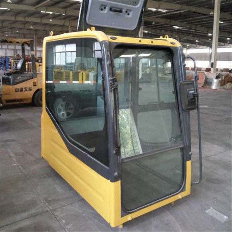 Komatsu PC200-7 PC110-7 PC120-7 PC130-7 - Kabina - Ekskavatorius: foto 3 Komatsu PC200-7 PC110-7 PC120-7 PC130-7 - Kabina - Ekskavatorius: foto 3