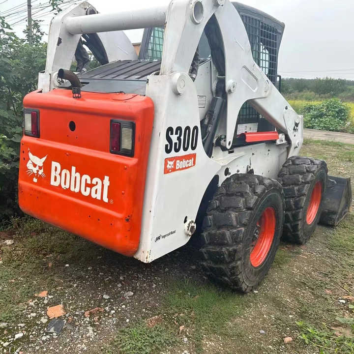 100%Ready Bobcat S300 Well Sold Most Famous Brand High Quality Bobcat S300 Skid Steer Loader for Sale - Ratinis krautuvas: foto 5 100%Ready Bobcat S300 Well Sold Most Famous Brand High Quality Bobcat S300 Skid Steer Loader for Sale - Ratinis krautuvas: foto 5