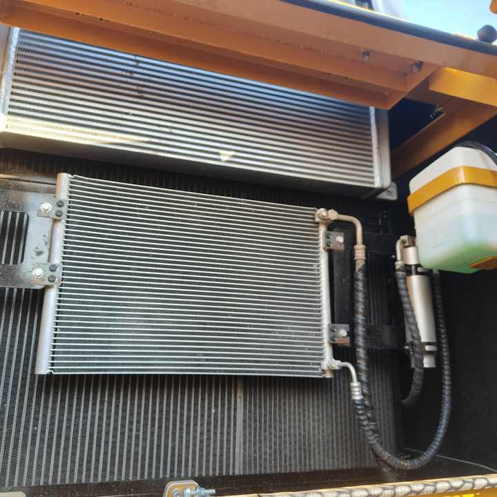 90% New SANY 365H Used Excavator Mining Construction Excavators, Strong Power, Low Price, and Very Good Quality - Vikšrinis ekskavatorius: foto 3 90% New SANY 365H Used Excavator Mining Construction Excavators, Strong Power, Low Price, and Very Good Quality - Vikšrinis ekskavatorius: foto 3