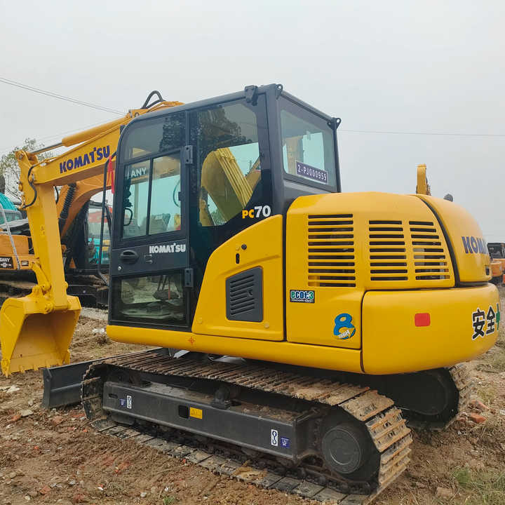 Cheap Used Komatsu PC70-8 Crawler Excavator with High Efficiency Used Heavy Machinery Komatsu PC70-8 Digger Cheap for Sale - Vikšrinis ekskavatorius: foto 2 Cheap Used Komatsu PC70-8 Crawler Excavator with High Efficiency Used Heavy Machinery Komatsu PC70-8 Digger Cheap for Sale - Vikšrinis ekskavatorius: foto 2