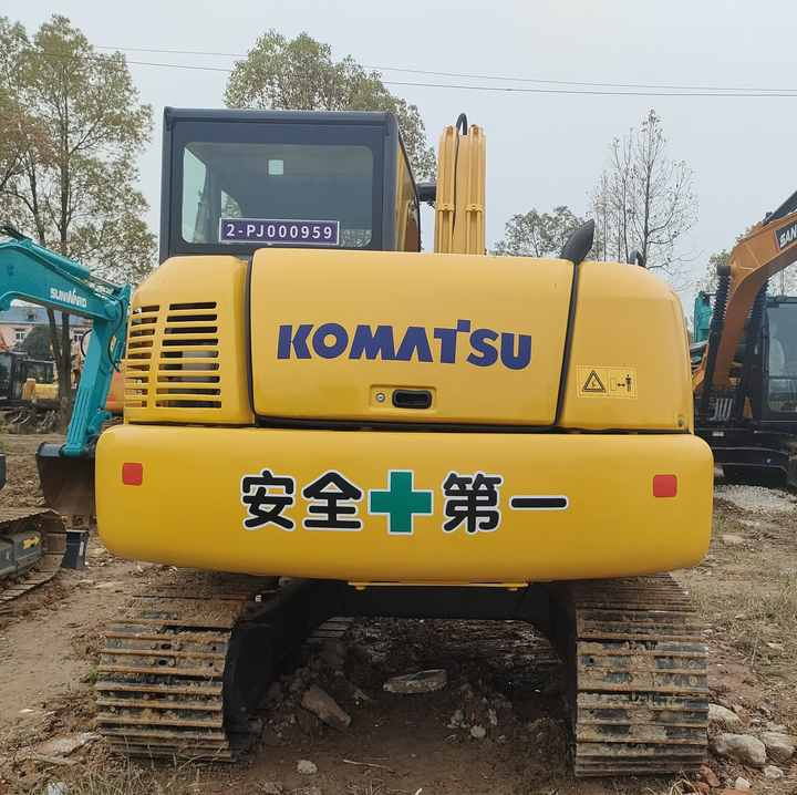 Cheap Used Komatsu PC70-8 Crawler Excavator with High Efficiency Used Heavy Machinery Komatsu PC70-8 Digger Cheap for Sale - Vikšrinis ekskavatorius: foto 5 Cheap Used Komatsu PC70-8 Crawler Excavator with High Efficiency Used Heavy Machinery Komatsu PC70-8 Digger Cheap for Sale - Vikšrinis ekskavatorius: foto 5