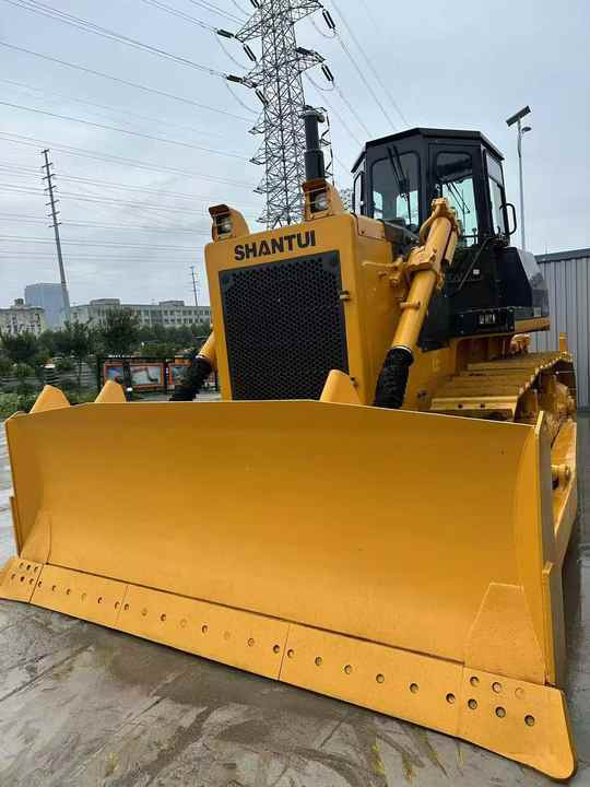 China Famous Brand Used Shantui SD22 Crawler Bulldozer Low Price Running Working Condition for Sale SD16/SD22/SD32 in Stock - Buldozeris: foto 2 China Famous Brand Used Shantui SD22 Crawler Bulldozer Low Price Running Working Condition for Sale SD16/SD22/SD32 in Stock - Buldozeris: foto 2