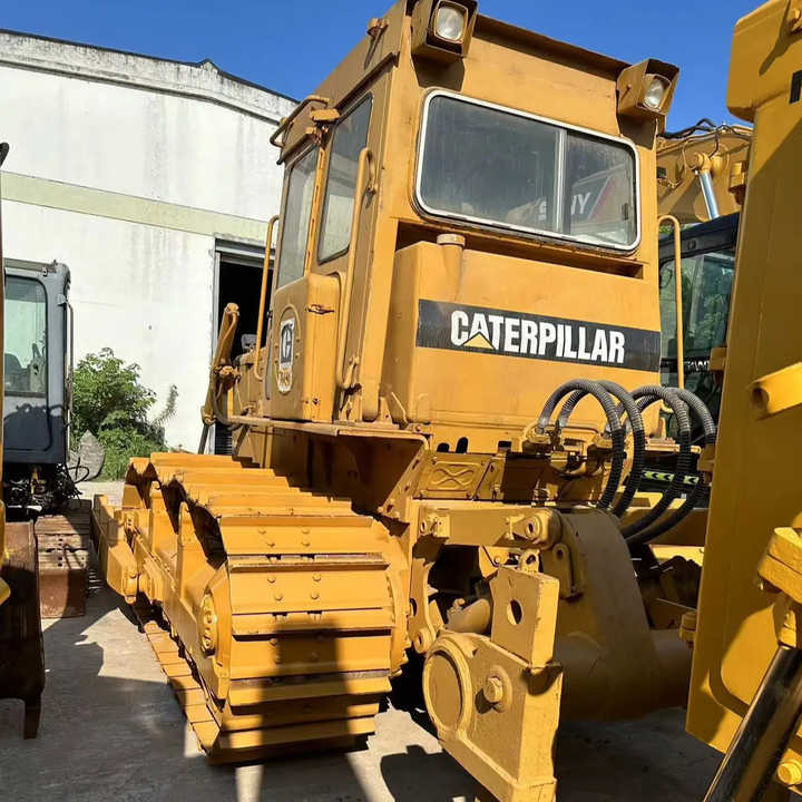 Good Condition D6D Mini Bulldozer New Crawler Bulldozer with Parts Price Bulldozers - Buldozeris: foto 1 Good Condition D6D Mini Bulldozer New Crawler Bulldozer with Parts Price Bulldozers - Buldozeris: foto 1