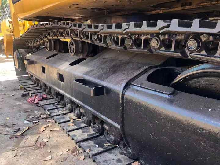 Good Condition Used CAT Excavator Japan 330D Original Used Excavator Cat 330D in Stock - Vikšrinis ekskavatorius: foto 5 Good Condition Used CAT Excavator Japan 330D Original Used Excavator Cat 330D in Stock - Vikšrinis ekskavatorius: foto 5