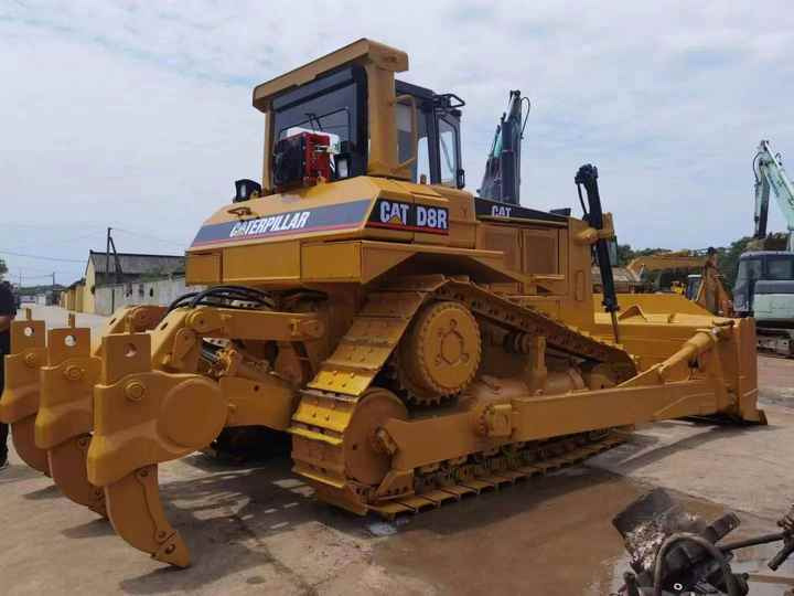 Hot Sale Used Original Japan Cat D8r Bulldozer/Big Dozer D 8 D7 Used D7r Bulldozer - Buldozeris: foto 3 Hot Sale Used Original Japan Cat D8r Bulldozer/Big Dozer D 8 D7 Used D7r Bulldozer - Buldozeris: foto 3