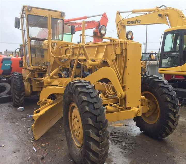 Japan Original Used Komatsu GD661A-1 Motor Grader GD661 in Condition - Greideris: foto 2 Japan Original Used Komatsu GD661A-1 Motor Grader GD661 in Condition - Greideris: foto 2