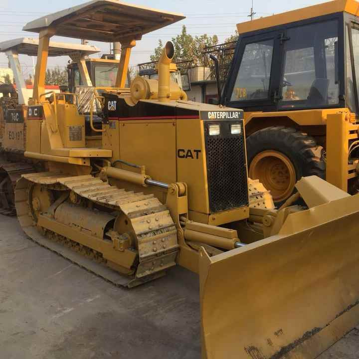 Mini CAT Bulldozer D3c D3 D3k D3m D4h D4m D4k D5h D5g D5k D5m Used Bulldozer with Ripper for Sale - Buldozeris: foto 1 Mini CAT Bulldozer D3c D3 D3k D3m D4h D4m D4k D5h D5g D5k D5m Used Bulldozer with Ripper for Sale - Buldozeris: foto 1