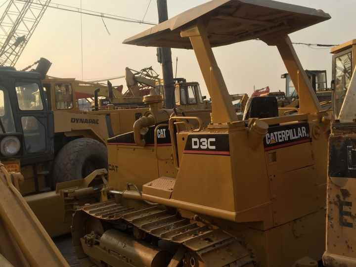Mini CAT Bulldozer D3c D3 D3k D3m D4h D4m D4k D5h D5g D5k D5m Used Bulldozer with Ripper for Sale - Buldozeris: foto 3 Mini CAT Bulldozer D3c D3 D3k D3m D4h D4m D4k D5h D5g D5k D5m Used Bulldozer with Ripper for Sale - Buldozeris: foto 3