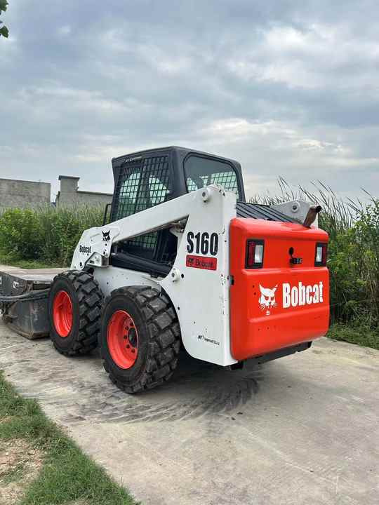 New Arrival Bobcat S160 Skid Steer Loader Available on Sale Hydraulic Type Manufacturer Anhui ZhaoMi - Ratinis krautuvas: foto 4 New Arrival Bobcat S160 Skid Steer Loader Available on Sale Hydraulic Type Manufacturer Anhui ZhaoMi - Ratinis krautuvas: foto 4
